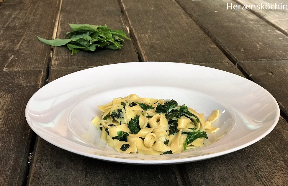 Baerlauch Pasta mit Sahnesoße