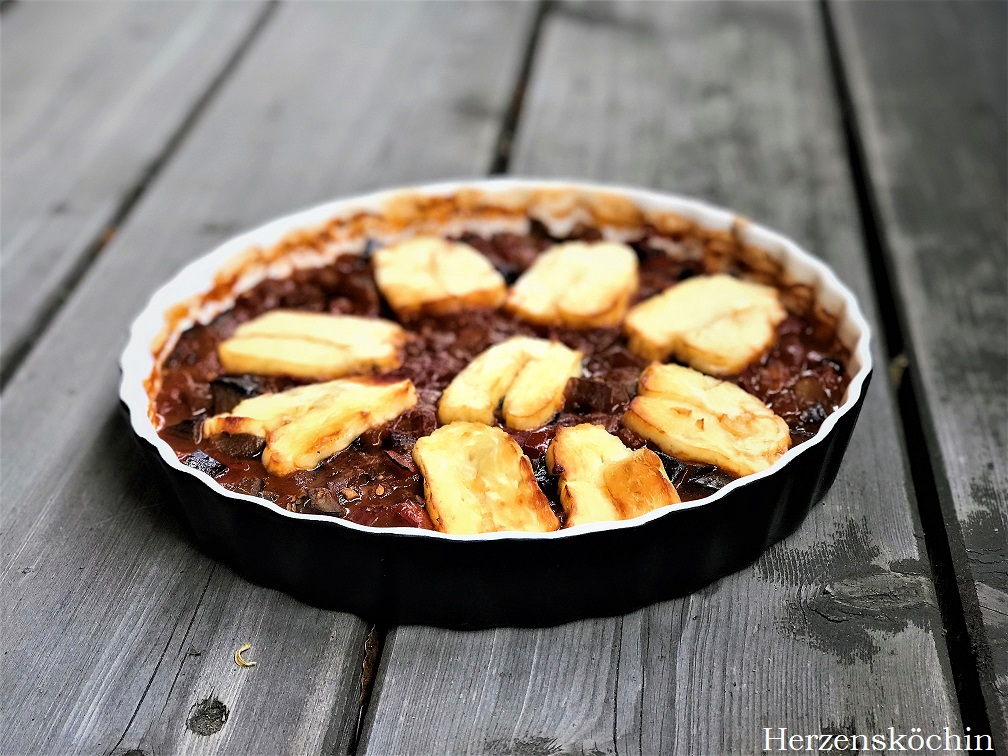 Überbackene Auberginen mit Halloumi